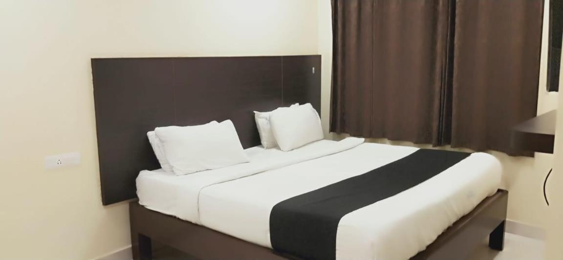 Arvind Stay Hotel, Rk Beach Vizag วิสาขปัตนัม ภายนอก รูปภาพ